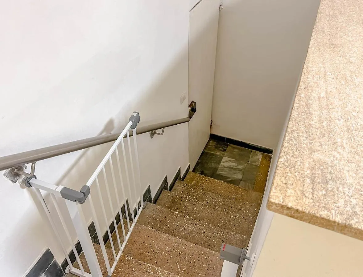 Family House Apartment Varazze